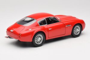 Aston Martin DB4 GT Zagato Rot Road Signature 1:18 92728 Druckguss — Bild 3 von 8