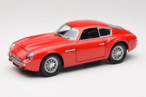 Aston Martin DB4 GT Zagato Rot Road Signature 1:18 92728 Druckguss