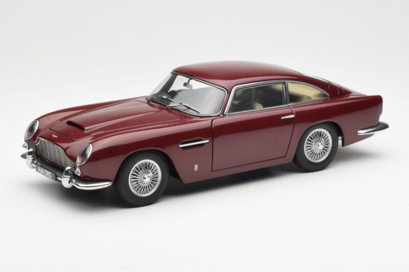 Aston Martin DB5 Dubonnet Rot AUTOart 1:18 70213 Druckguss