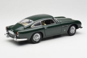 Aston Martin DB5 RHD Grün AUTOart 1:18 70024 Druckguss — Bild 3 von 8
