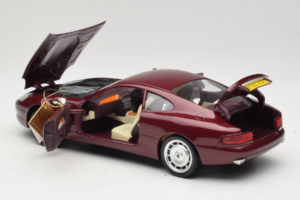 Aston Martin DB7 Rot Guiloy 1:18 67550 Druckguss — Bild 5 von 8