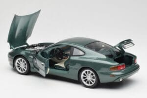 Aston Martin DB7 Vantage Grün Maisto 1:18 36880 Druckguss — Bild 5 von 8