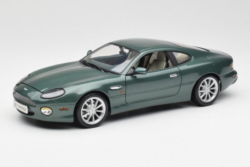 Aston Martin DB7 Vantage Grün Maisto 1:18 36880 Druckguss