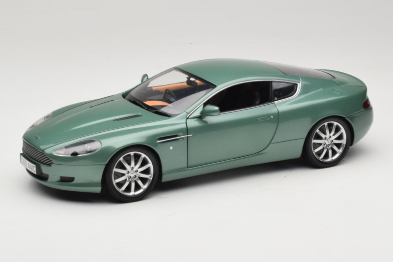 Aston Martin DB9 Grün Minichamps 1:18 150137322 Druckguss