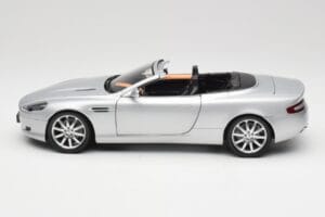 Aston Martin DB9 Volante Silber Minichamps 1:18 150137334 Druckguss — Bild 4 von 8