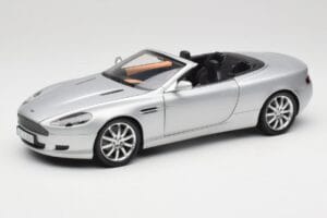 Aston Martin DB9 Volante Silber Minichamps 1:18 150137334 Druckguss