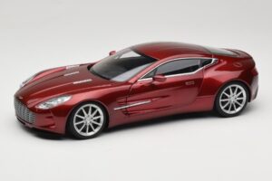 Aston Martin One-77 Diavolo Red AUTOart 1:18 70245 Druckguss