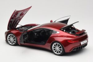 Aston Martin One-77 Diavolo Red AUTOart 1:18 70245 Druckguss — Bild 5 von 8