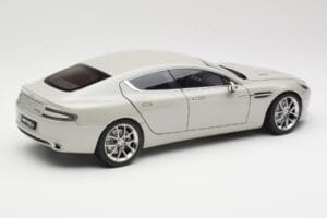 Aston Martin Rapide S Silver Fox AUTOart 1:18 70258 Druckguss — Bild 3 von 8