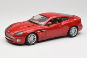 Aston Martin V12 Vanquish Rot Bburago 1:18 34063 Druckguss
