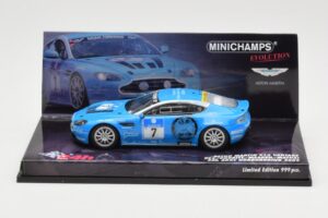 Aston Martin V12 Vantage #7 U. Bez / Porritt / R. Meaden / Mathai 24 Hours Nurburgring 2009 Minichamps 1:43 437091307 Druckgu
