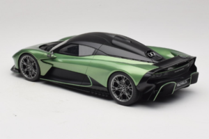 Aston Martin Valhalla Iridescent Emerald Green GT Spirit 1:18 GT558 Resin — Bild 5 von 6
