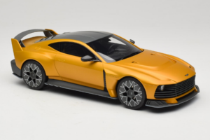 Aston Martin Valiant Auric Gold Metallic GT Spirit 1:18 GT546 Resin — Bild 4 von 6