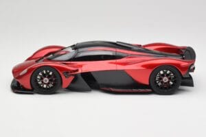 Aston Martin Valkyrie AMR Pro Hyper Red TopSpeed 1:18 TS0539 Druckguss — Bild 3 von 6