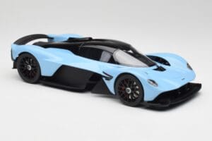 Aston Martin Valkyrie Racing Blau GT Spirit 1:18 GT915 Resin — Bild 4 von 6