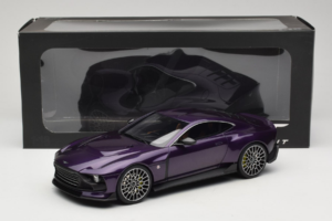 Aston Martin Valour Dunkelblau GT Spirit 1:18 GT944 Resin — Bild 6 von 6
