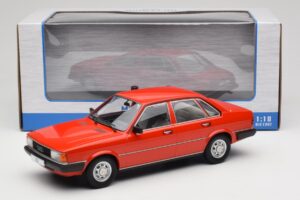 Audi 80 B2 GLS Rot MCG 1:18 MCG18526 Druckguss — Bild 6 von 6