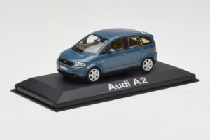 Audi A2 Blue Metallic Minichamps 1:43 20022200748005 Druckguss — Bild 2 von 4