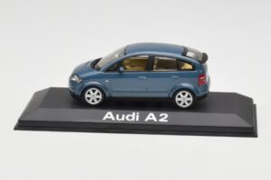 Audi A2 Blue Metallic Minichamps 1:43 20022200748005 Druckguss