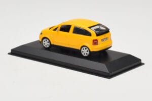 Audi A2 8Z Gelb Minichamps 1:43 AUDI005 Druckguss — Bild 3 von 4