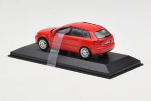 Audi A3 8P Sportback Rot Minichamps 1:43 5010403023 Druckguss — Bild 3 von 4