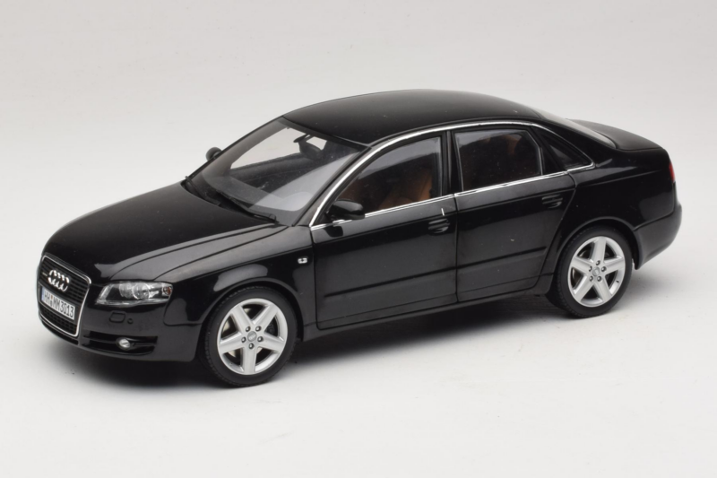 Audi A4 B6 3.2 Quattro Schwarz Minichamps 1:18 5010404125 Druckguss