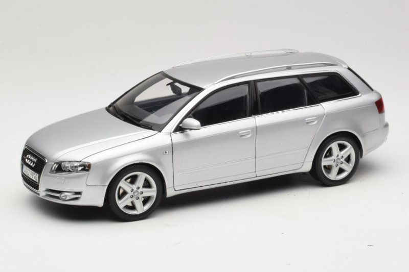 Audi A4 B7 3.2 Quattro Avant Silber Minichamps 1:18 5010404215 Druckguss