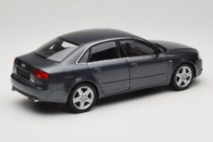 Audi A4 B7 Grau Metallic Minichamps 1:18 100014400 Druckguss — Bild 3 von 8