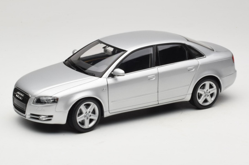 Audi A4 B7 Silber Minichamps 1:18 100014402 Druckguss