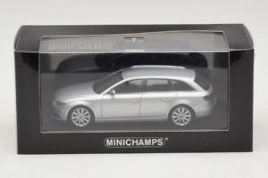 Audi A4 B8 Avant Ice Silver Minichamps 1:43 5011204213-R1 Druckguss — Bild 4 von 4