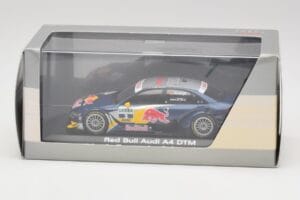 Audi A4 B8 #2 Red Bull M. Tomczyk DTM 2008 Minichamps 1:43 5020800133 Druckguss — Bild 4 von 4
