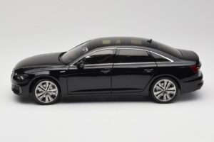 Audi A6L C8 Schwarz Paudi Model 1:18 42499 Druckguss — Bild 4 von 8