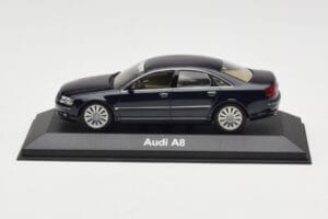 Audi A8 D3 Blue Metallic Light Interior Minichamps 1:43 20000001386003 Druckguss