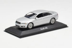 Audi A8 D3 Silber Minichamps 1:43 20000001386001 Druckguss — Bild 2 von 4