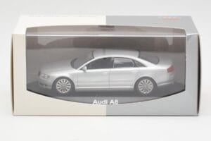 Audi A8 D3 Silber Minichamps 1:43 20000001386001 Druckguss — Bild 4 von 4