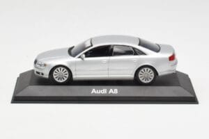 Audi A8 D3 Silber Minichamps 1:43 20000001386001 Druckguss