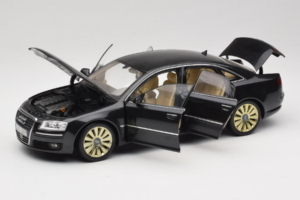 Audi A8 D3 W12 Schwarz Kyosho 1:18 5010508135 Druckguss — Bild 2 von 8