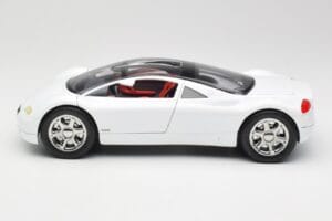Audi Avus Quattro Alpine White Revell 1:18 08913 Druckguss — Bild 4 von 8
