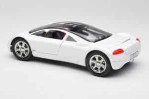 Audi Avus Quattro Alpine White Revell 1:18 08913 Druckguss — Bild 7 von 8