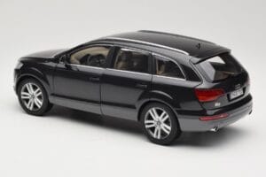 Audi Q7 4L Lava Grey Minichamps 1:18 5010507625 Druckguss — Bild 7 von 8