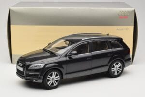 Audi Q7 4L Lava Grey Minichamps 1:18 5010507625 Druckguss — Bild 8 von 8