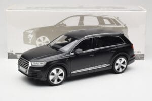 Audi Q7 4M Matt Schwarz Minichamps 1:18 110014001 Druckguss — Bild 8 von 8