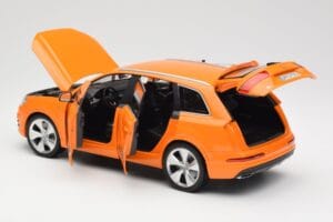 Audi Q7 4M Orange Metallic Minichamps 1:18 110014004 Druckguss — Bild 5 von 8
