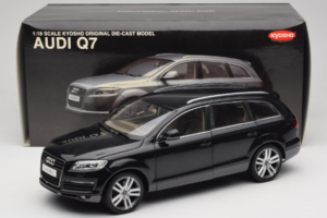 Audi Q7 Schwarz Kyosho 1:18 09221BK Druckguss — Bild 8 von 8