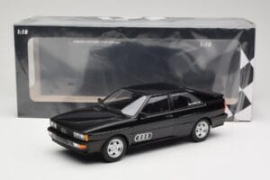 Audi Quattro Schwarz Metallic Minichamps 1:18 155016121 Druckguss — Bild 6 von 6