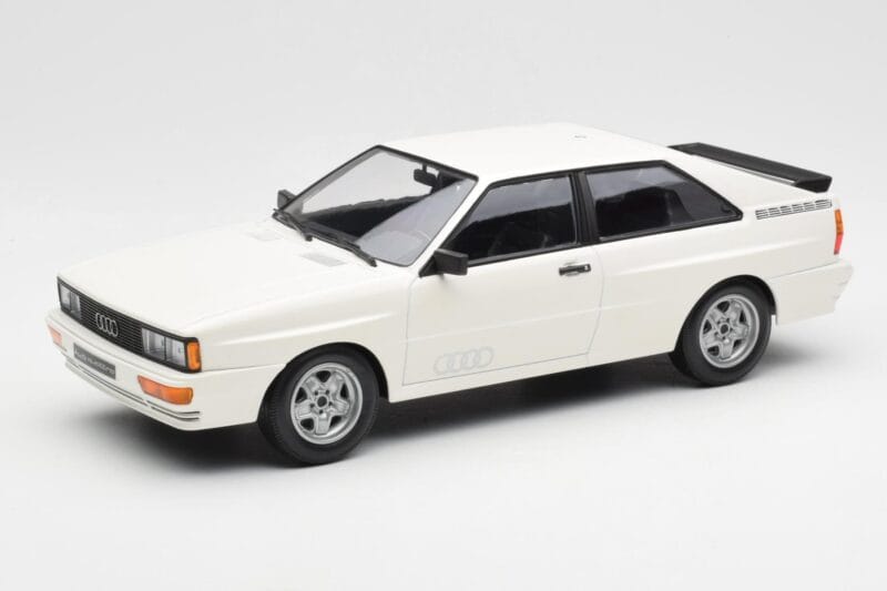 Audi Quattro Weiß Minichamps 1:18 155016120 Druckguss