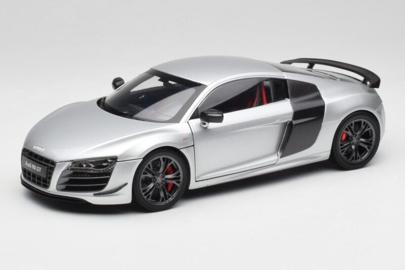 Audi R8 GT Type 42 Ice Silber Metallic Kyosho 1:18 09218IS Druckguss