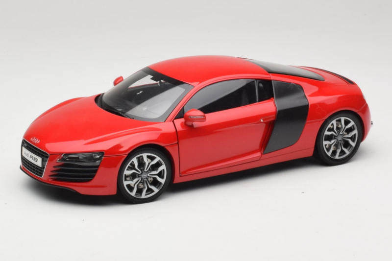Audi R8 Rot Kyosho 1:18 09213R Druckguss