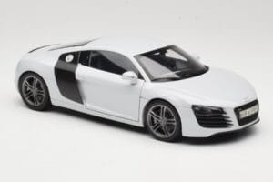 Audi R8 Type 42 Suzuka Grey Kyosho 1:18 09213SG Druckguss — Bild 6 von 8