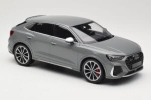 Audi RS Q3 F3 Sportback Grau Minichamps 1:18 155018100 Druckguss — Bild 4 von 6